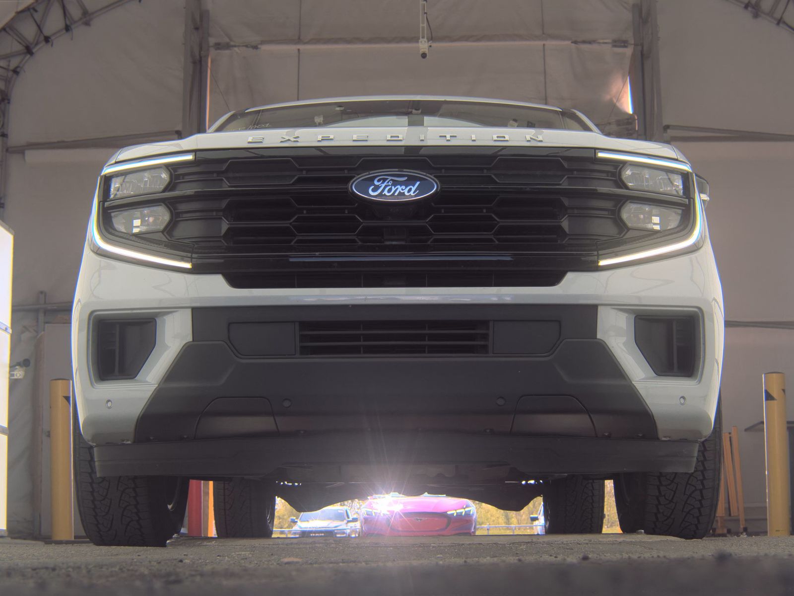 FORD EXPEDITION MAX - 4
