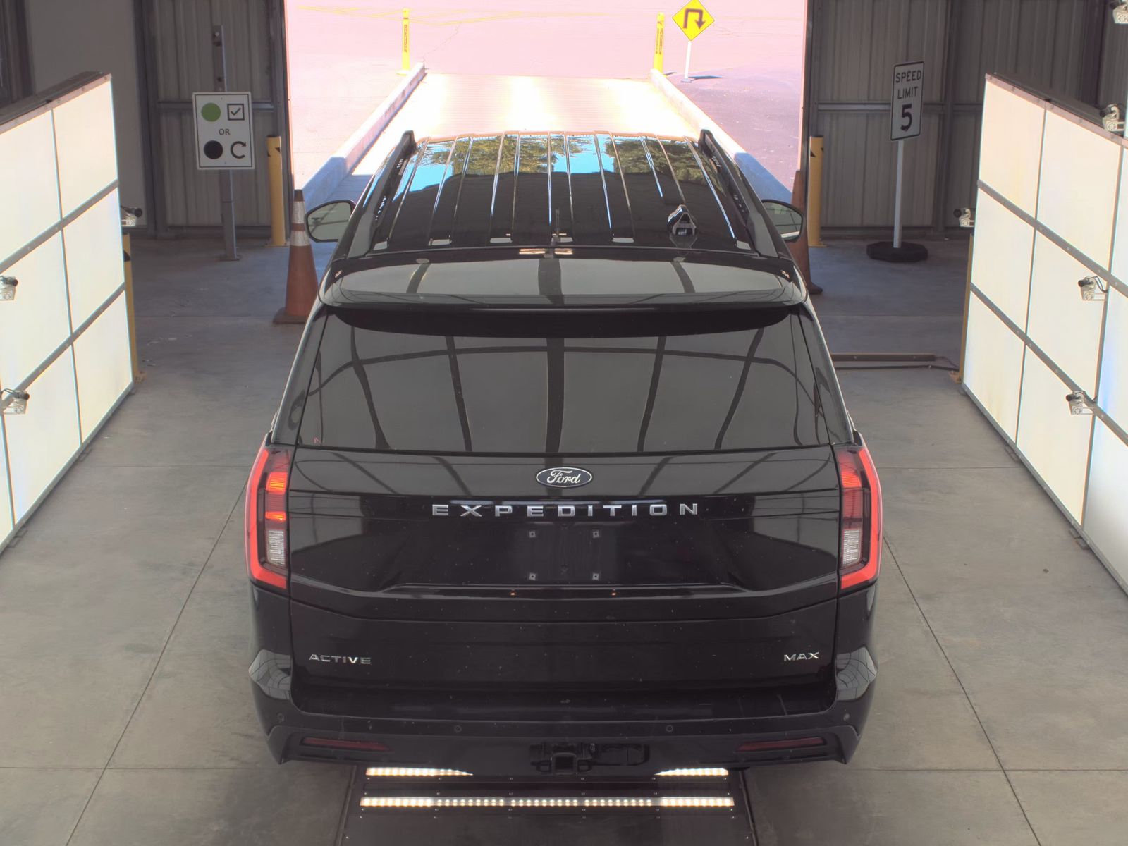 FORD EXPEDITION MAX - 7