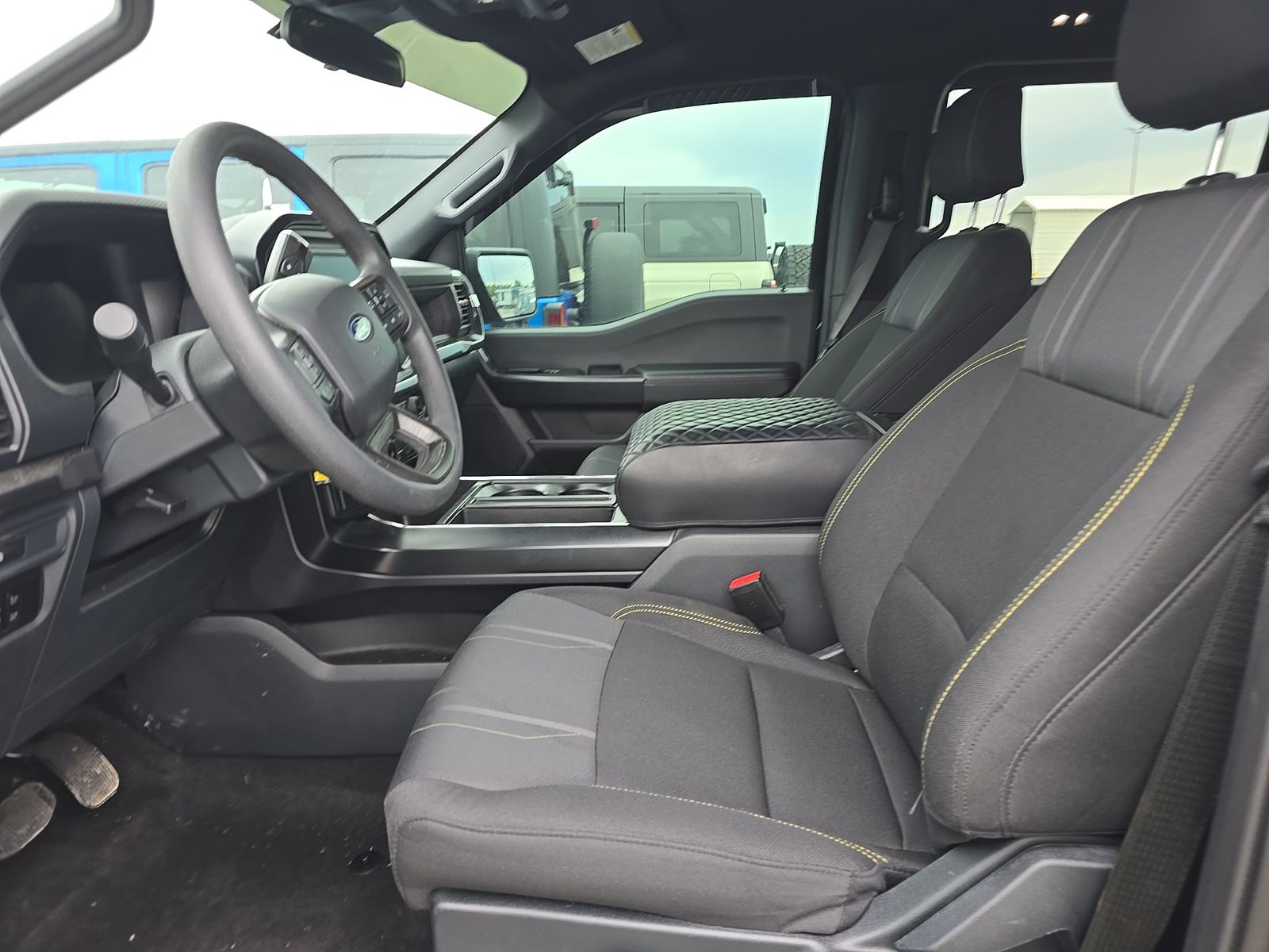 FORD F-150 - 8
