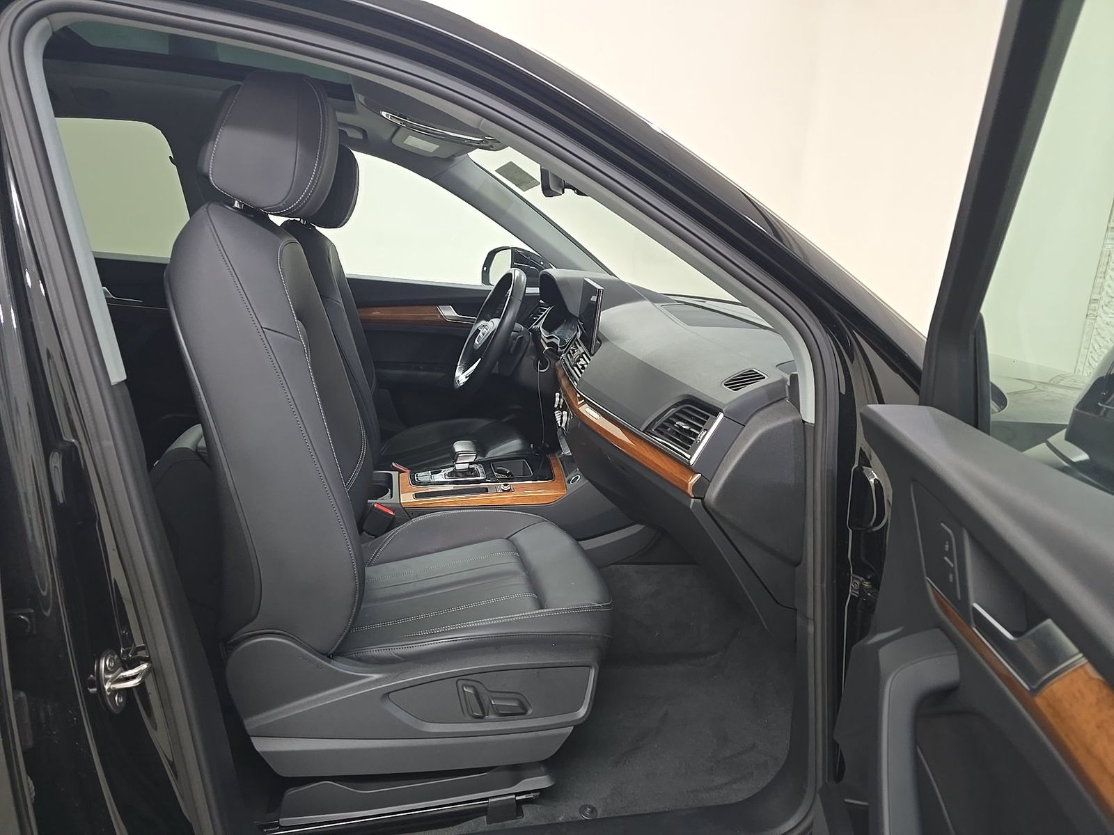 2023 Audi Q5 S line Premium AWD