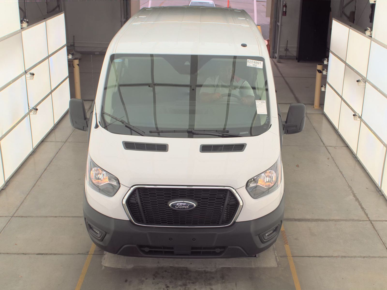 FORD TRANSIT 250 - 3