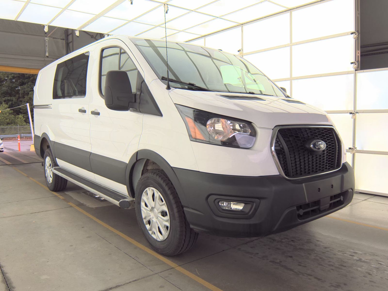 FORD TRANSIT 250 - 4