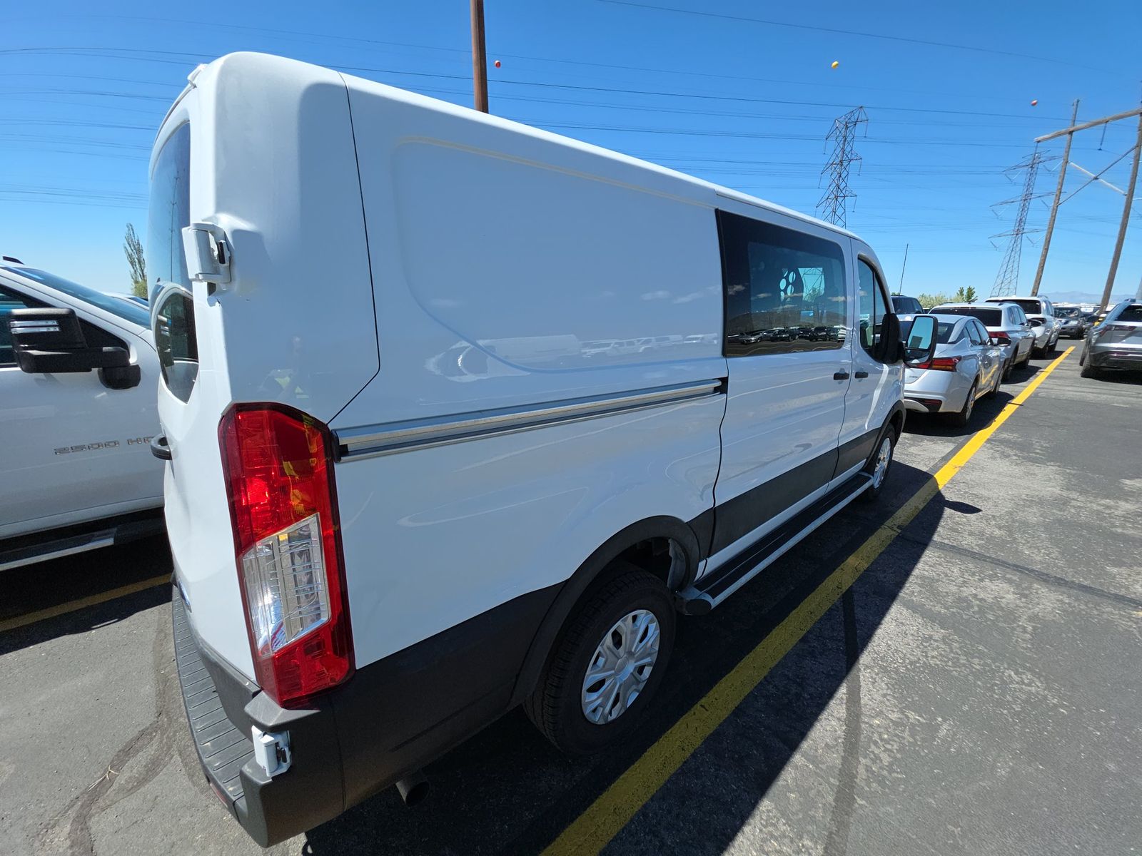 FORD TRANSIT 250 - 5