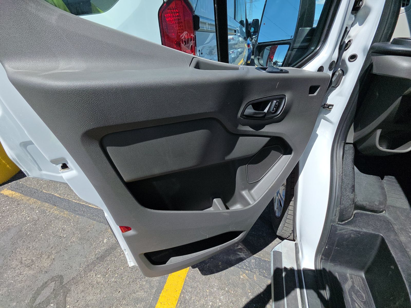 FORD TRANSIT 250 - 10