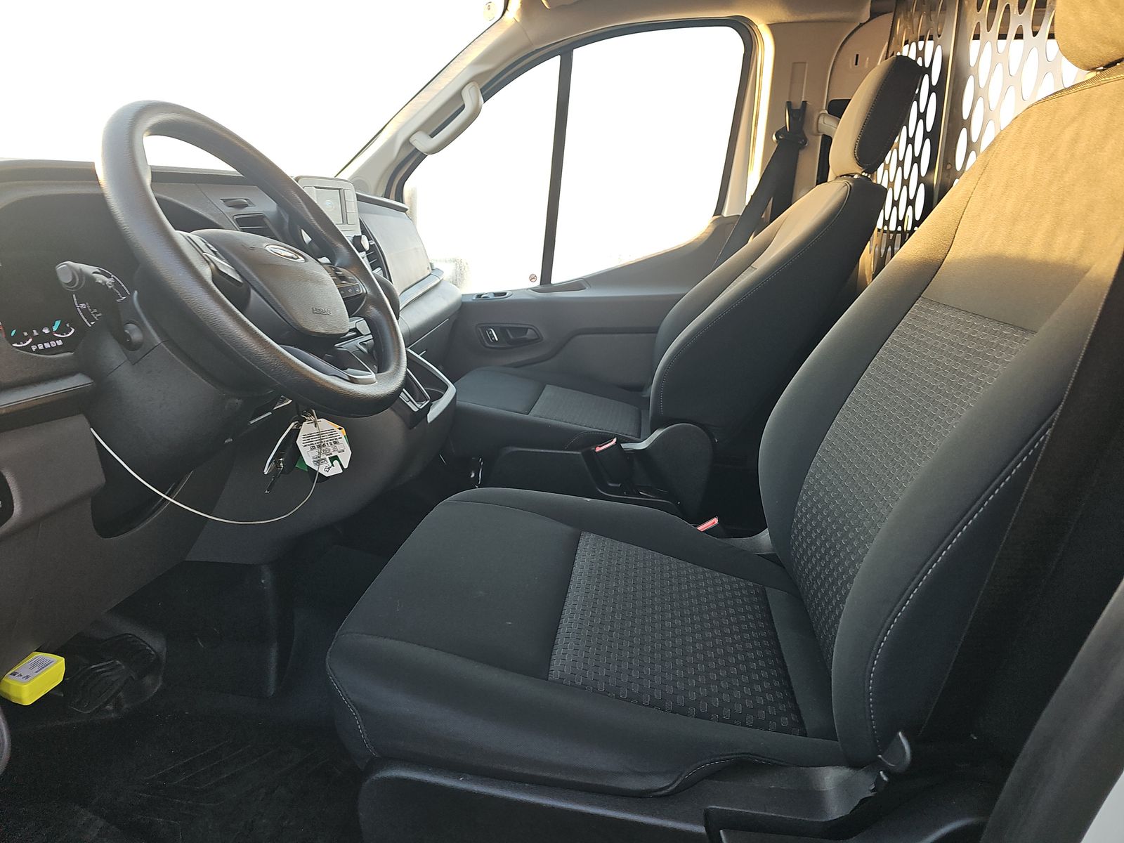 FORD TRANSIT 250 - 8