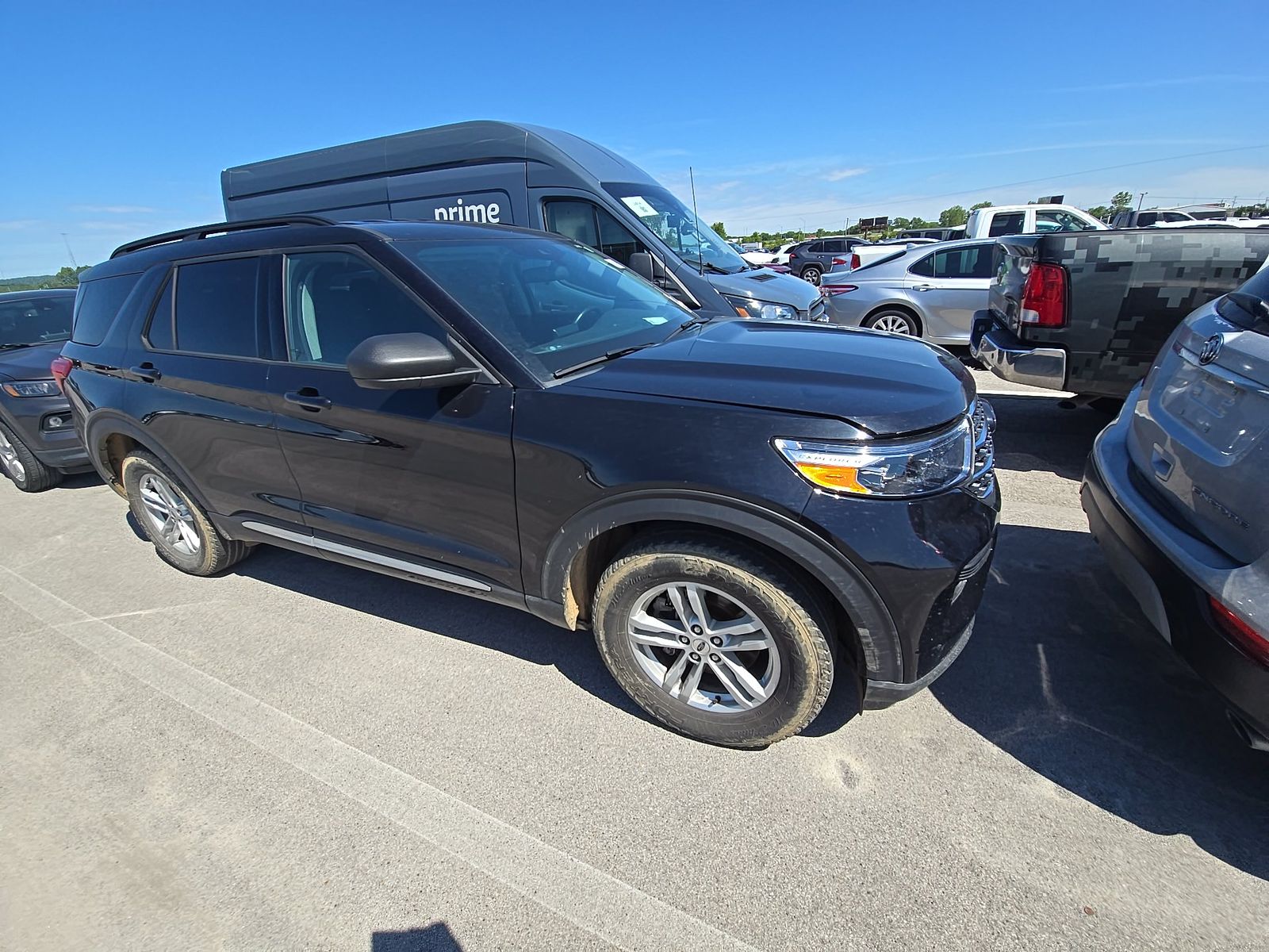 FORD EXPLORER - 4