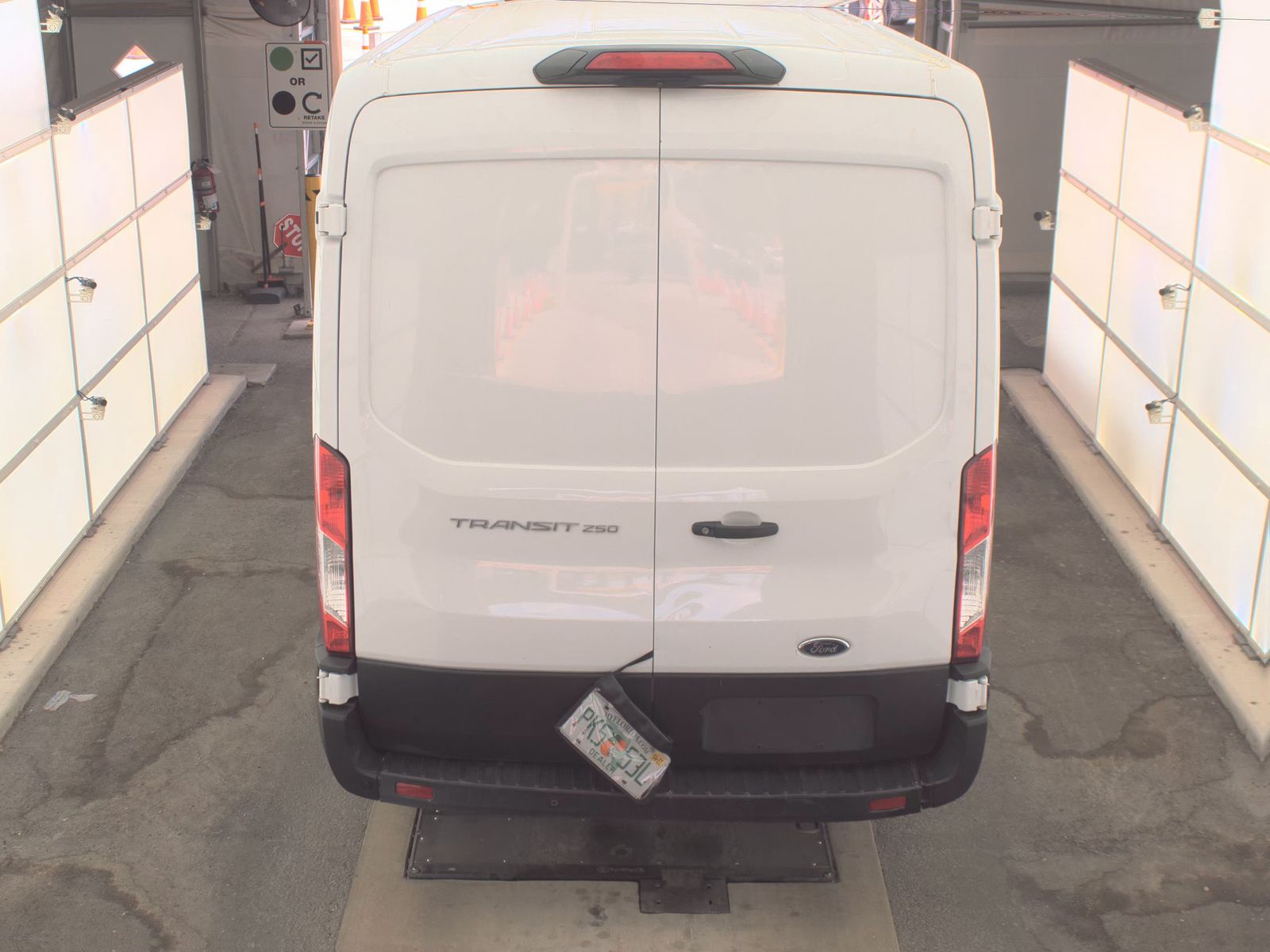 FORD TRANSIT 250 - 6