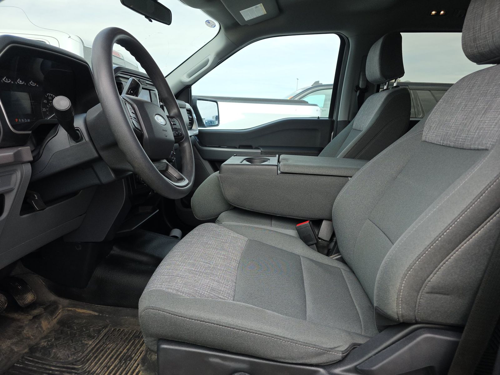 FORD F-150 - 8