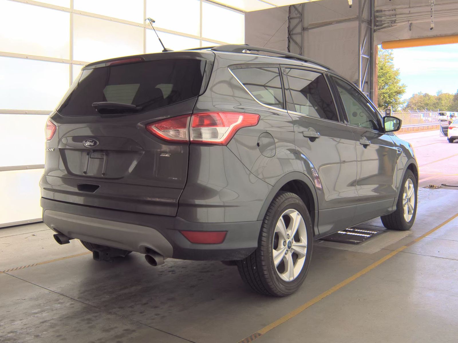 FORD ESCAPE - 6