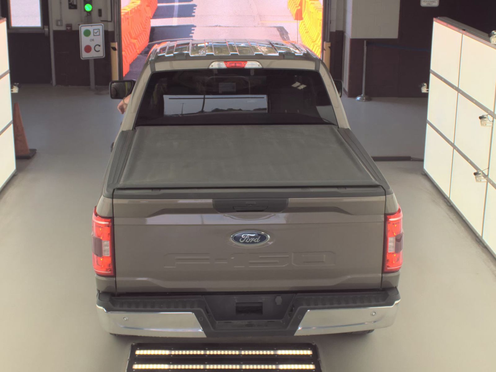 FORD F-150 - 6