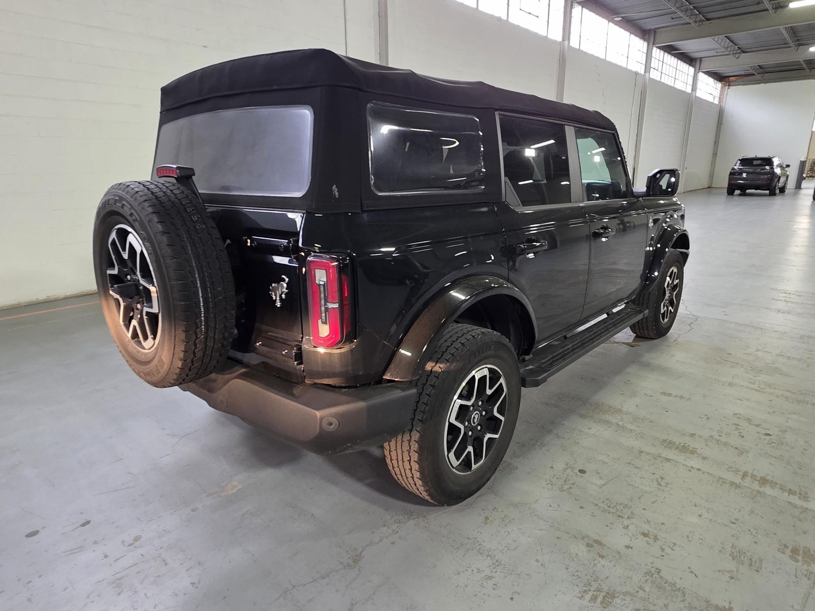 FORD BRONCO - 3