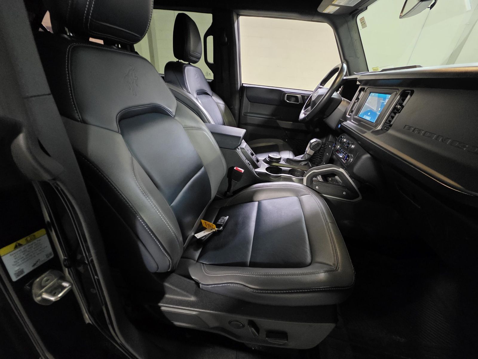 FORD BRONCO - 5