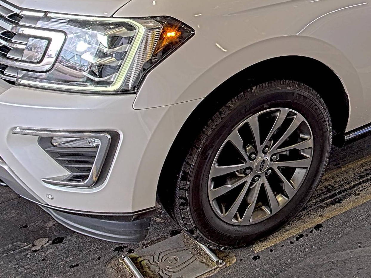 FORD EXPEDITION - 8