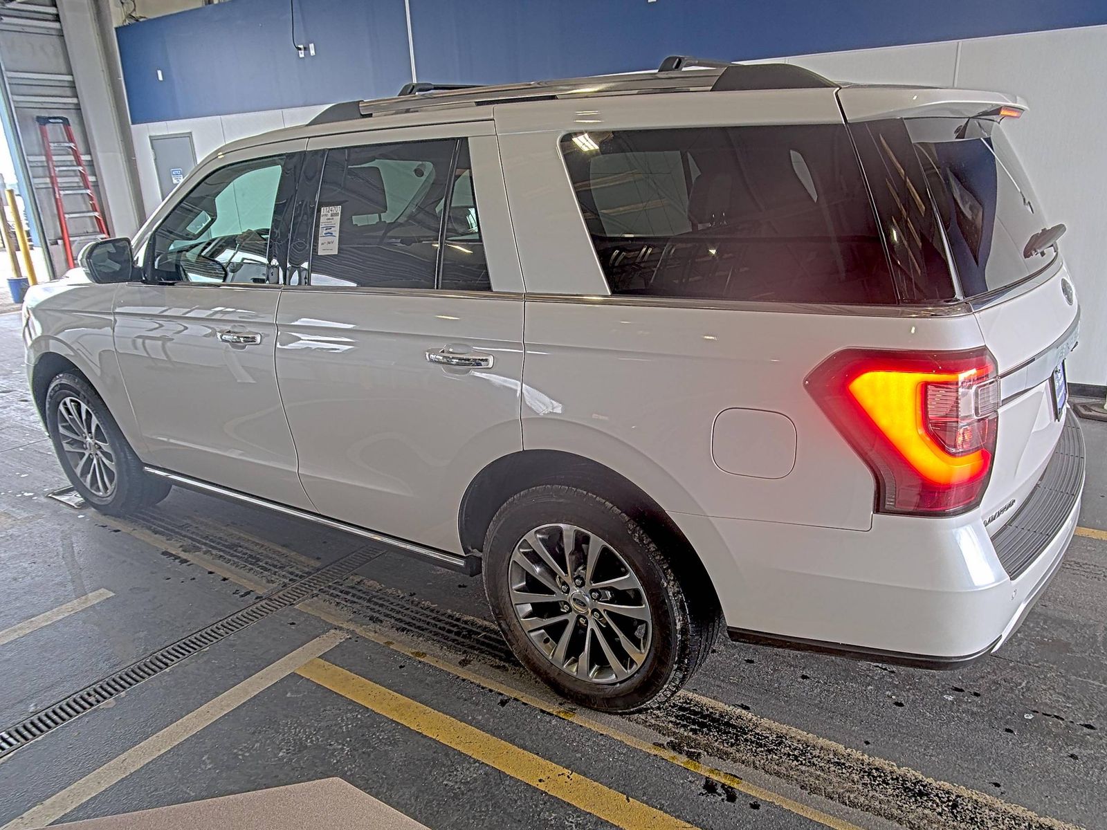 FORD EXPEDITION - 7
