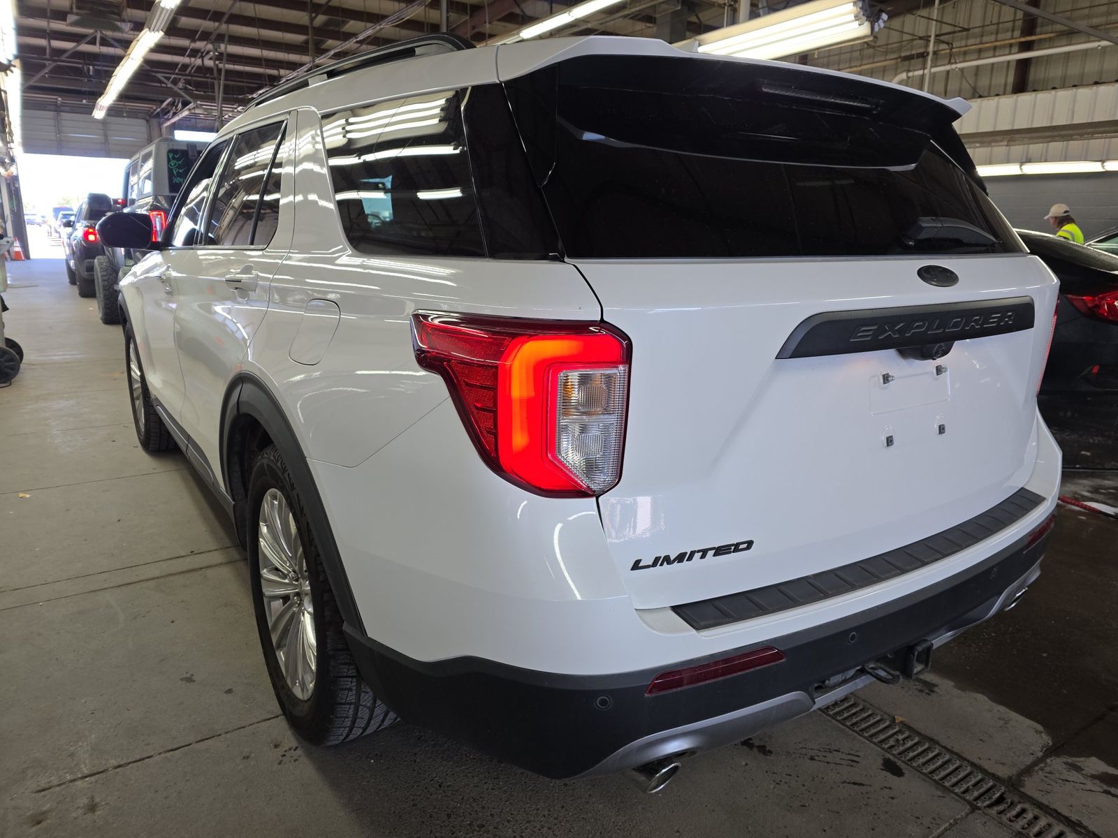 FORD EXPLORER - 7
