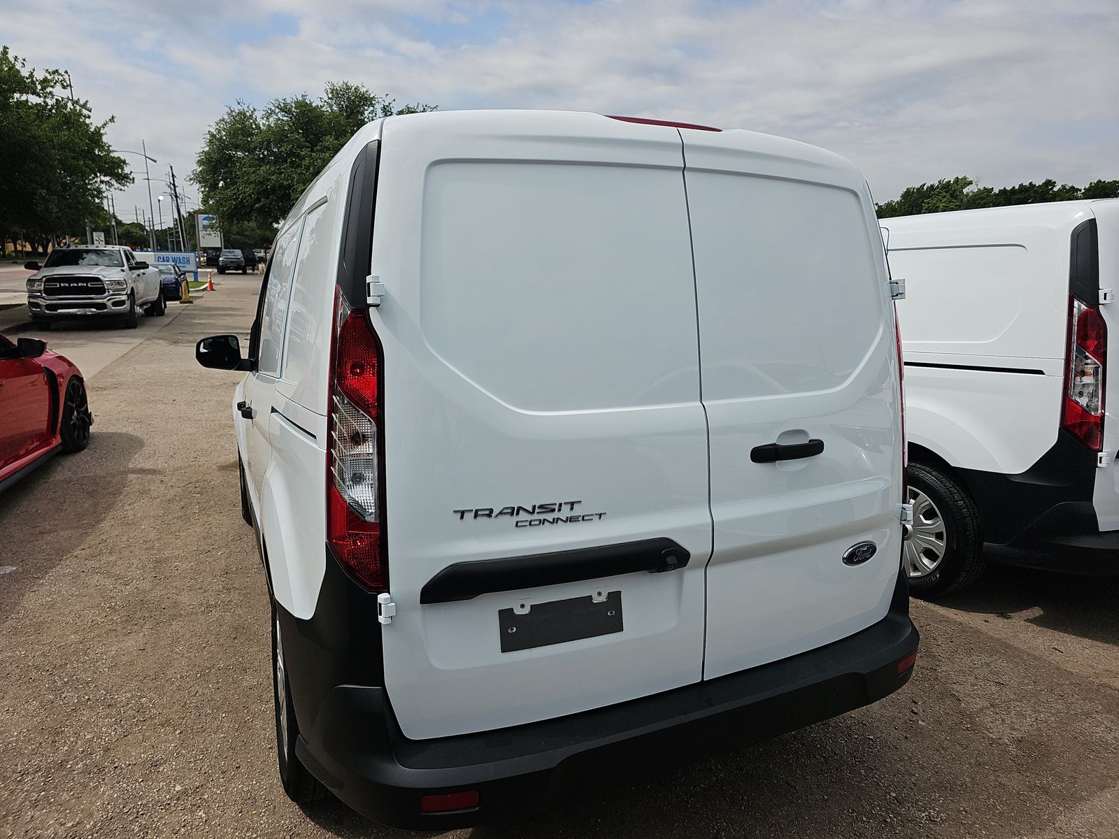 FORD TRANSIT CONNECT - 6