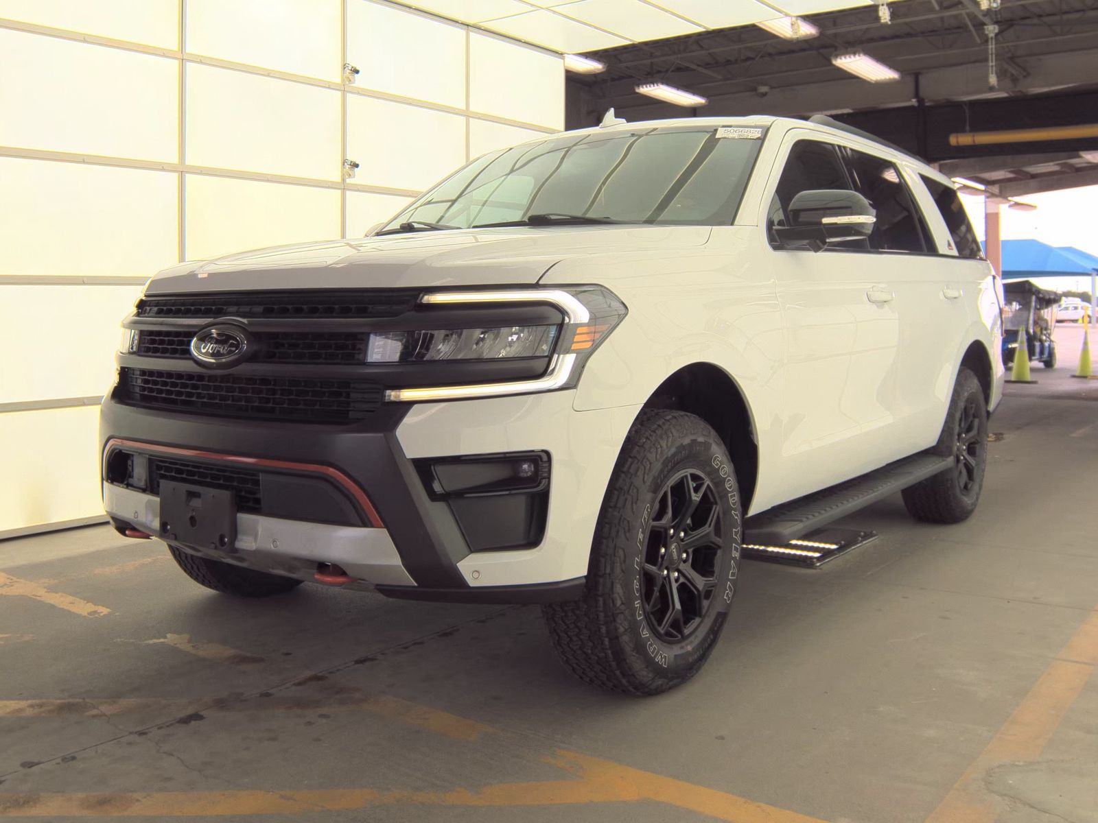 FORD EXPEDITION - 1