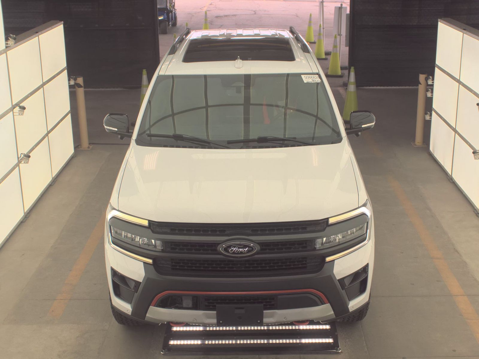 FORD EXPEDITION - 3