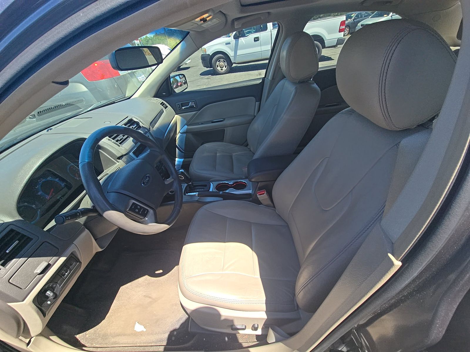 FORD FUSION - 8