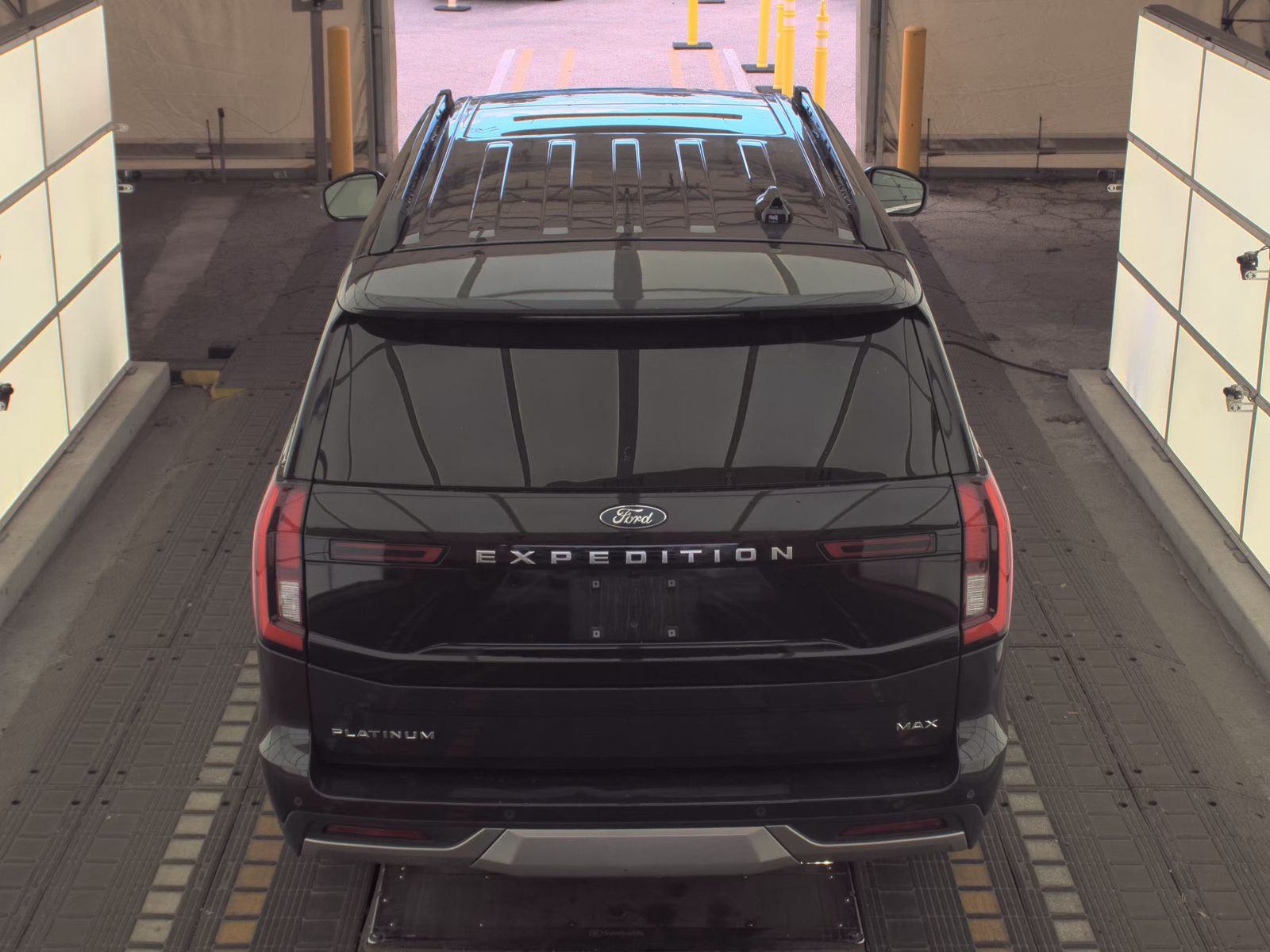 FORD EXPEDITION MAX - 7