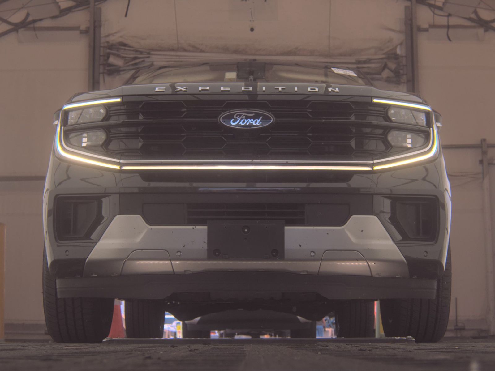 FORD EXPEDITION MAX - 4