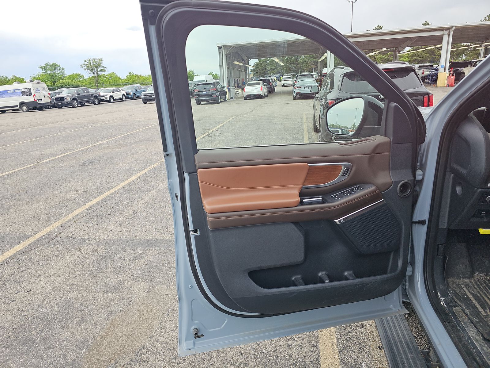 FORD EXPEDITION MAX - 10