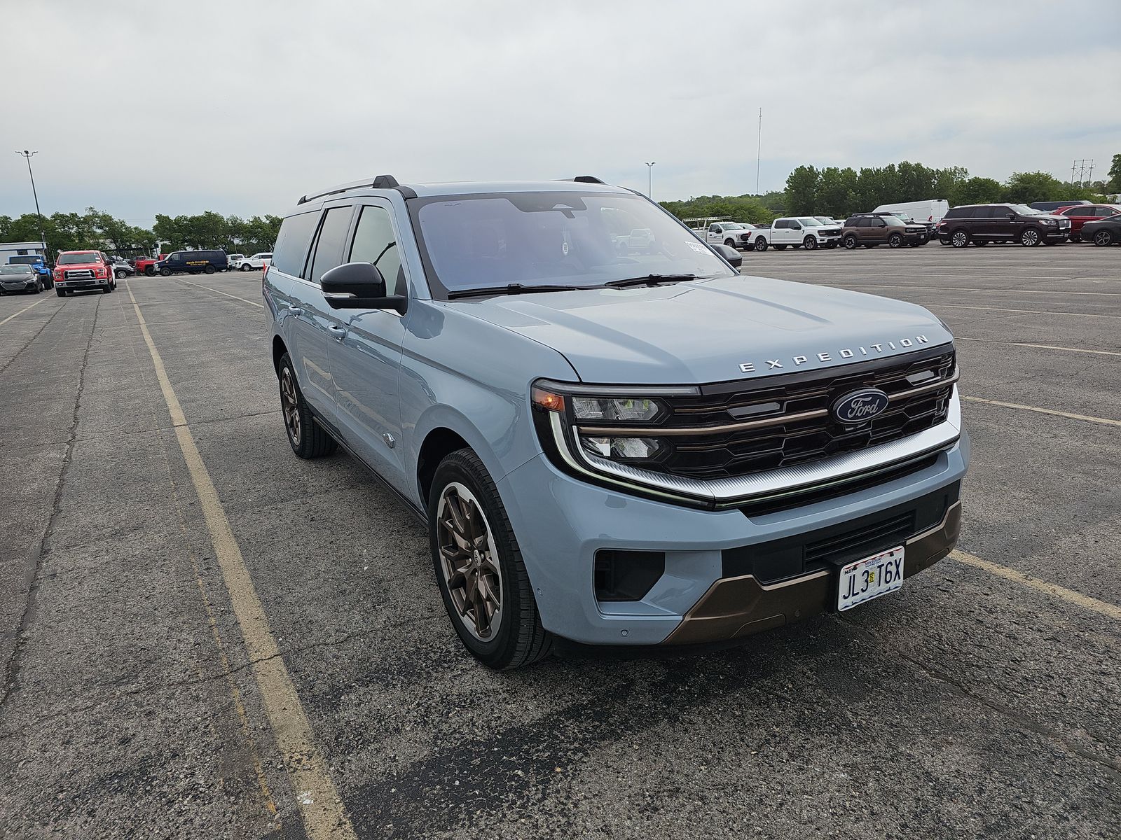 FORD EXPEDITION MAX - 4