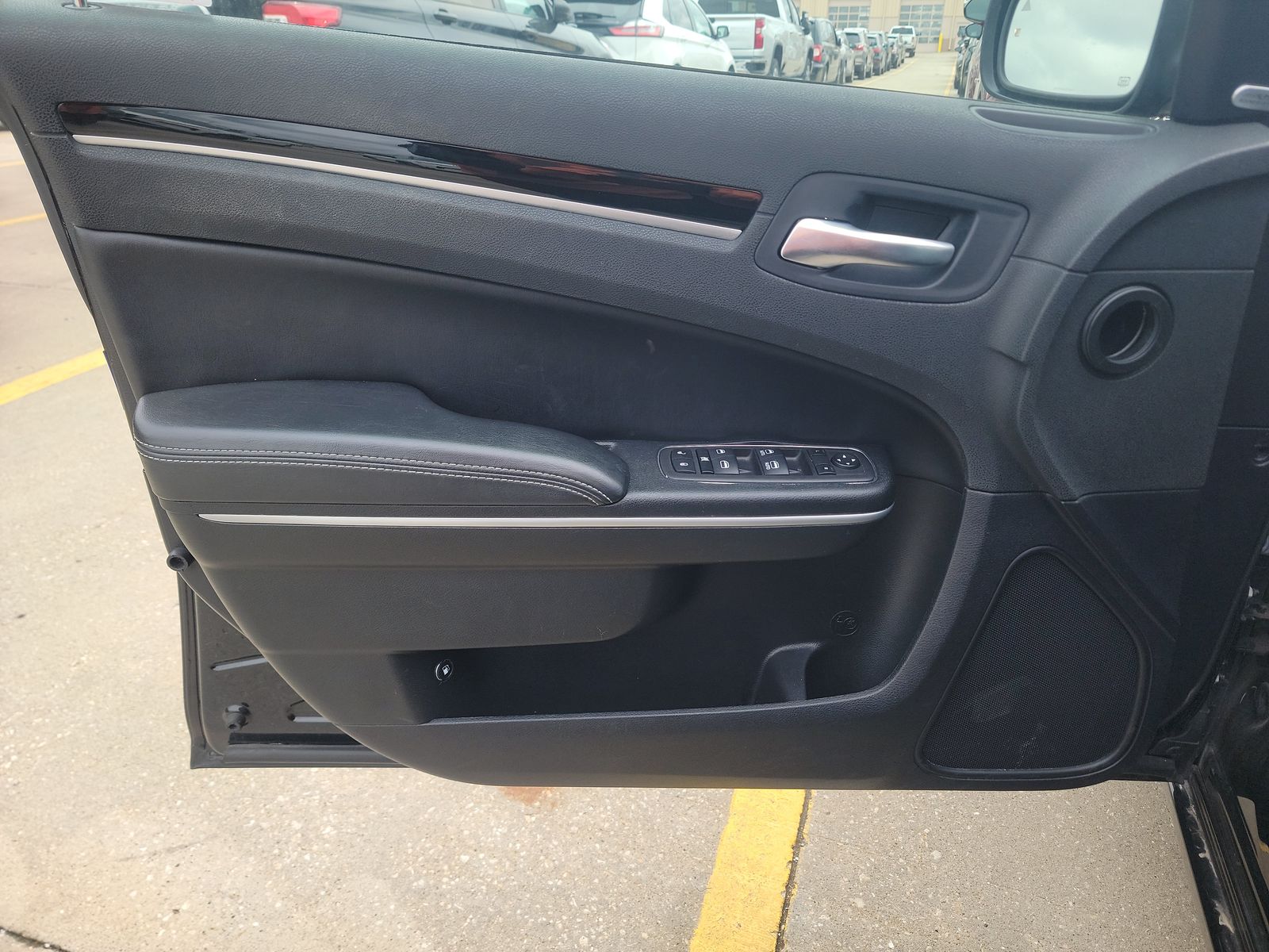 2023 Chrysler 300 300S RWD
