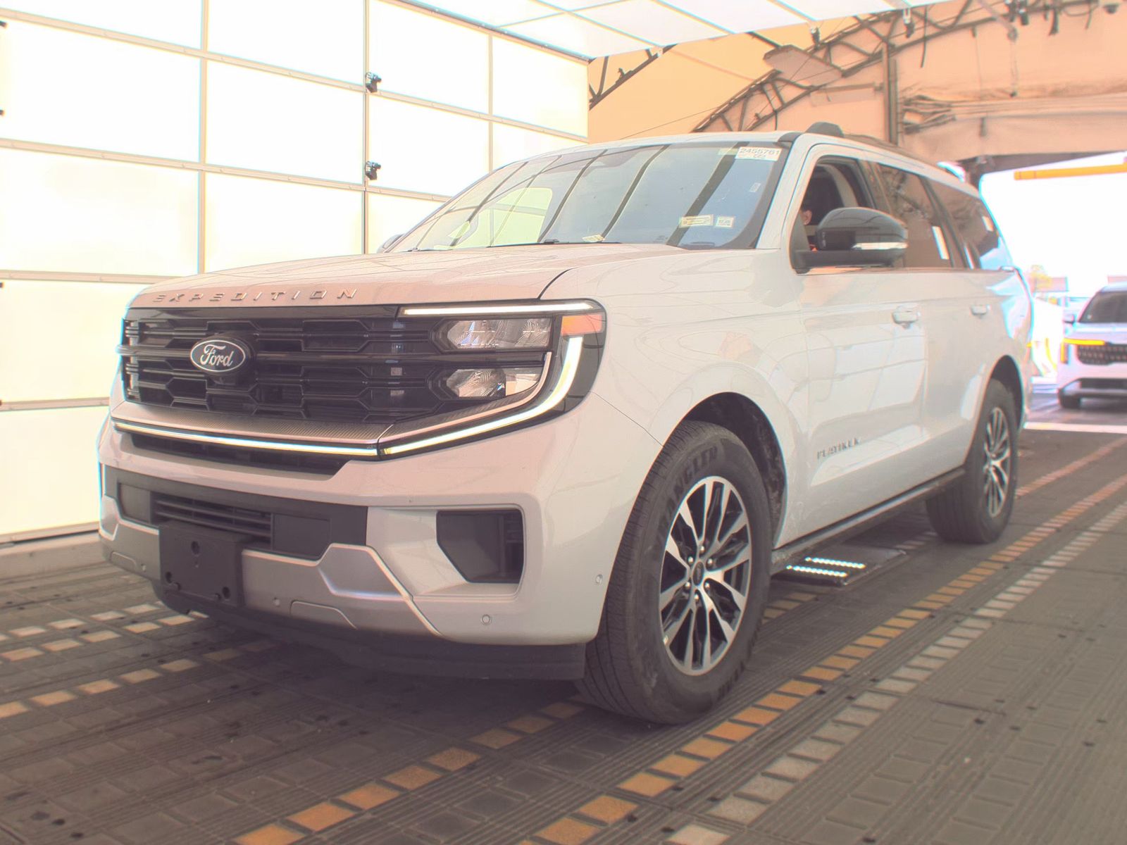 FORD EXPEDITION - 1