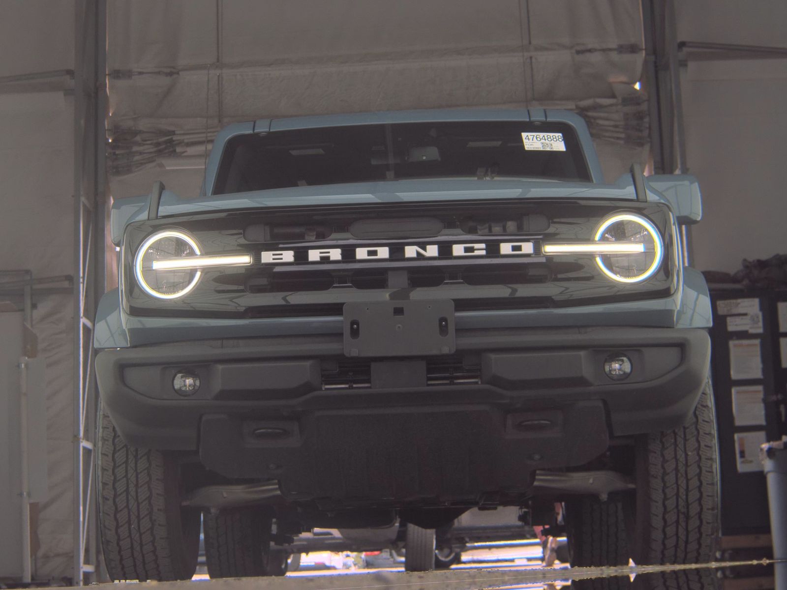 FORD BRONCO - 4