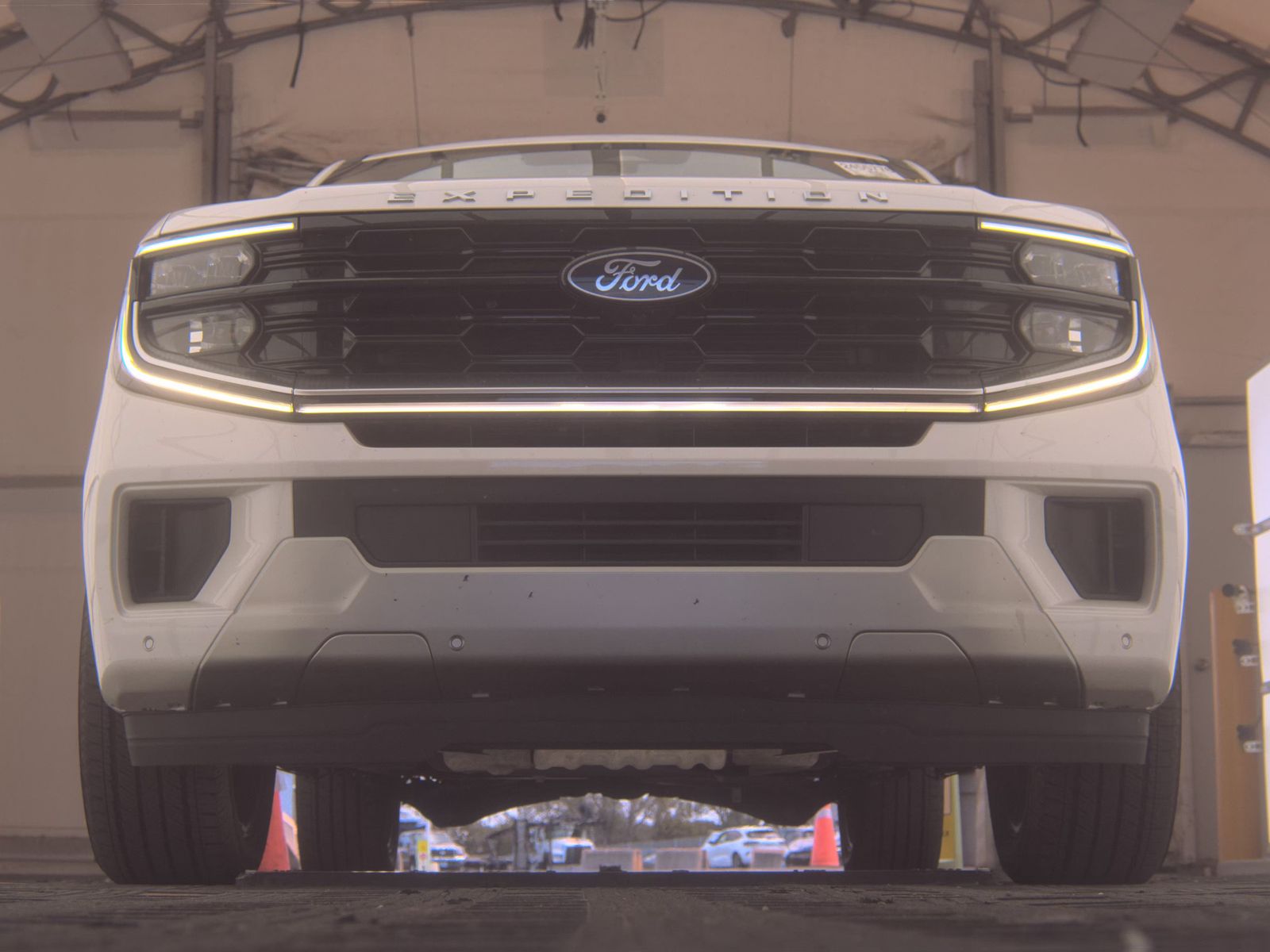 FORD EXPEDITION MAX - 4