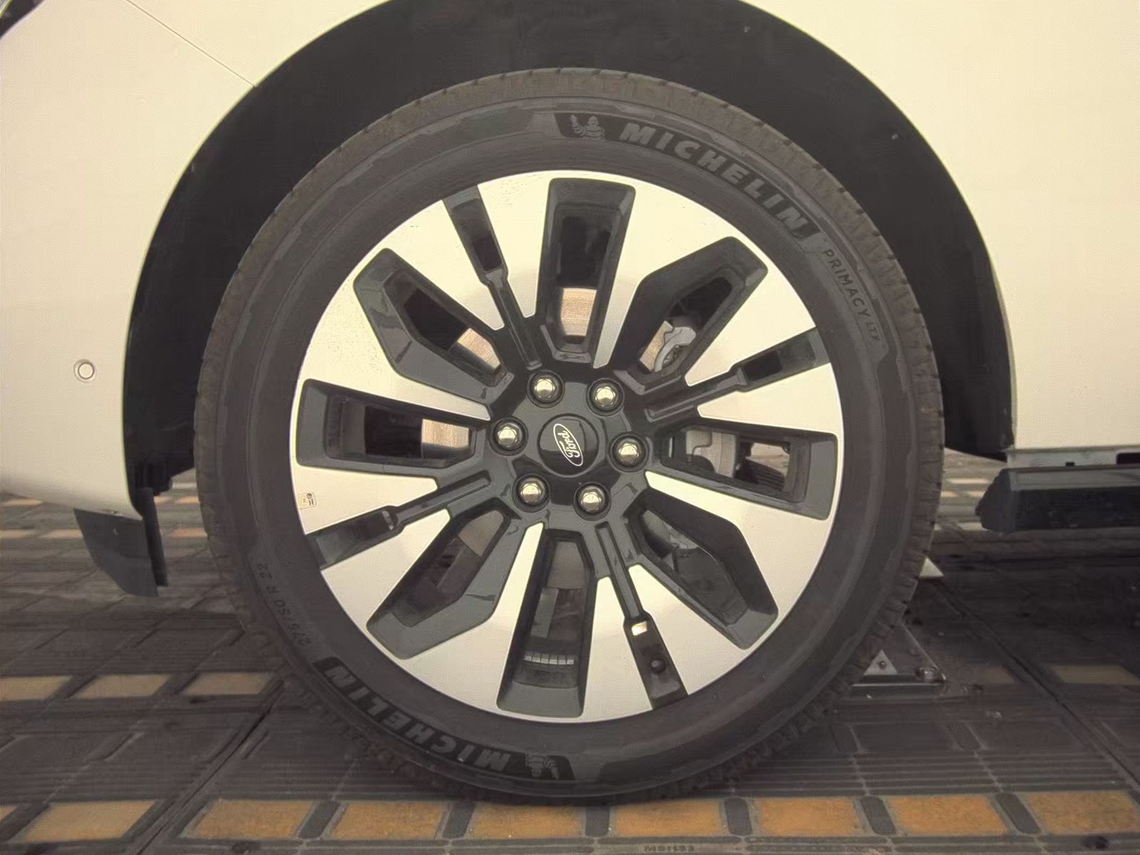 FORD EXPEDITION MAX - 10