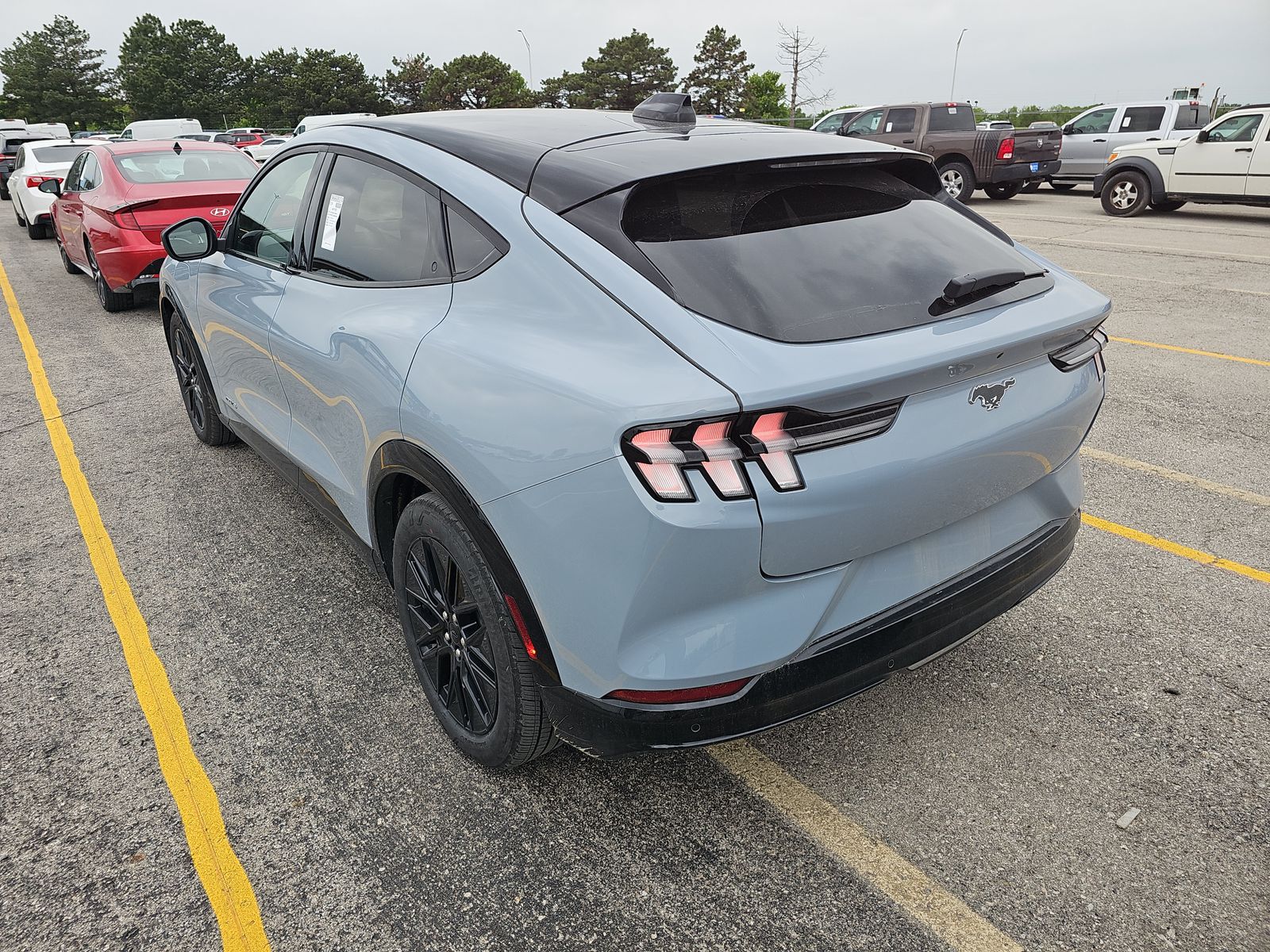 FORD MUSTANG MACH-E - 7