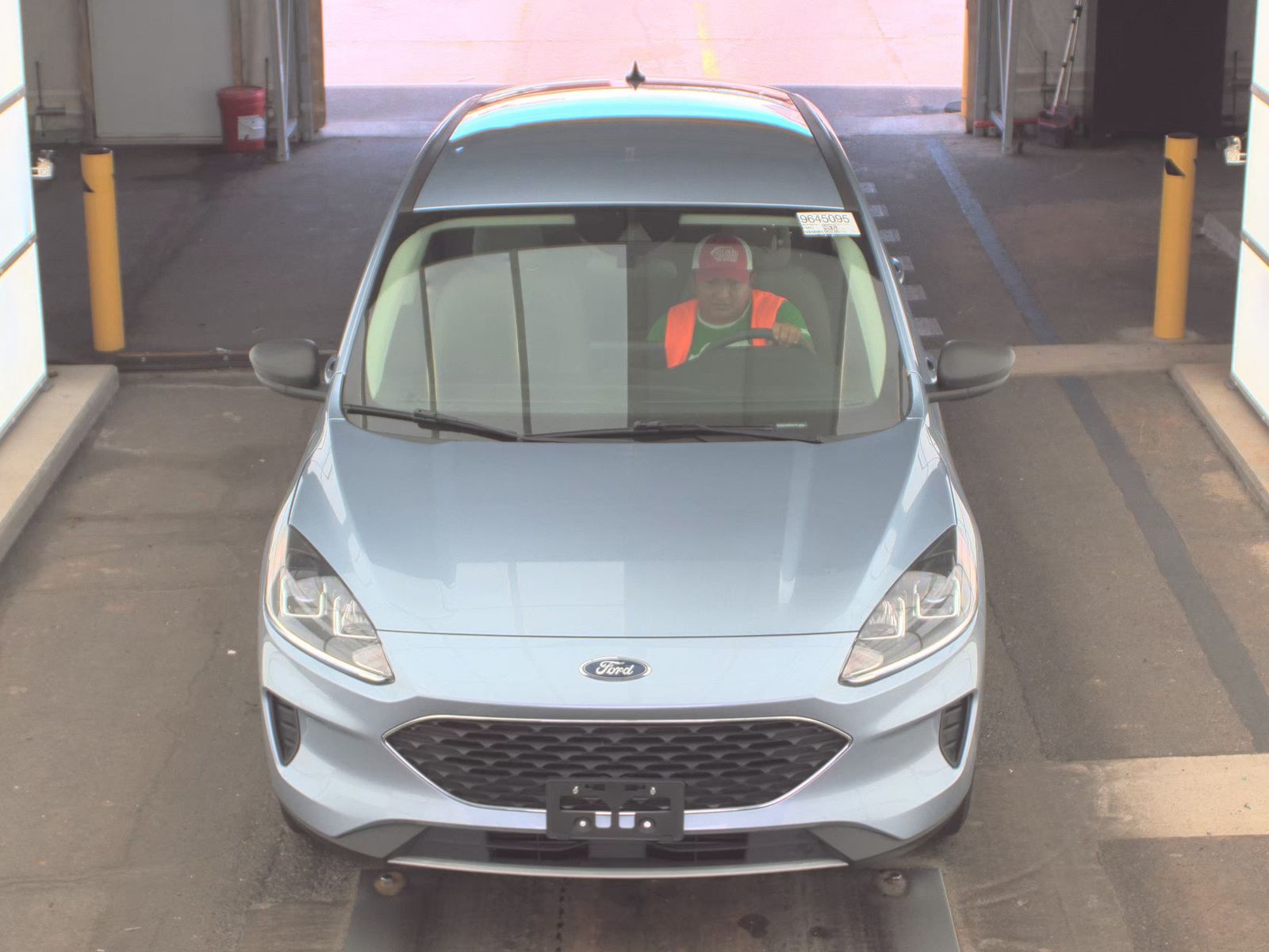 FORD ESCAPE - 3