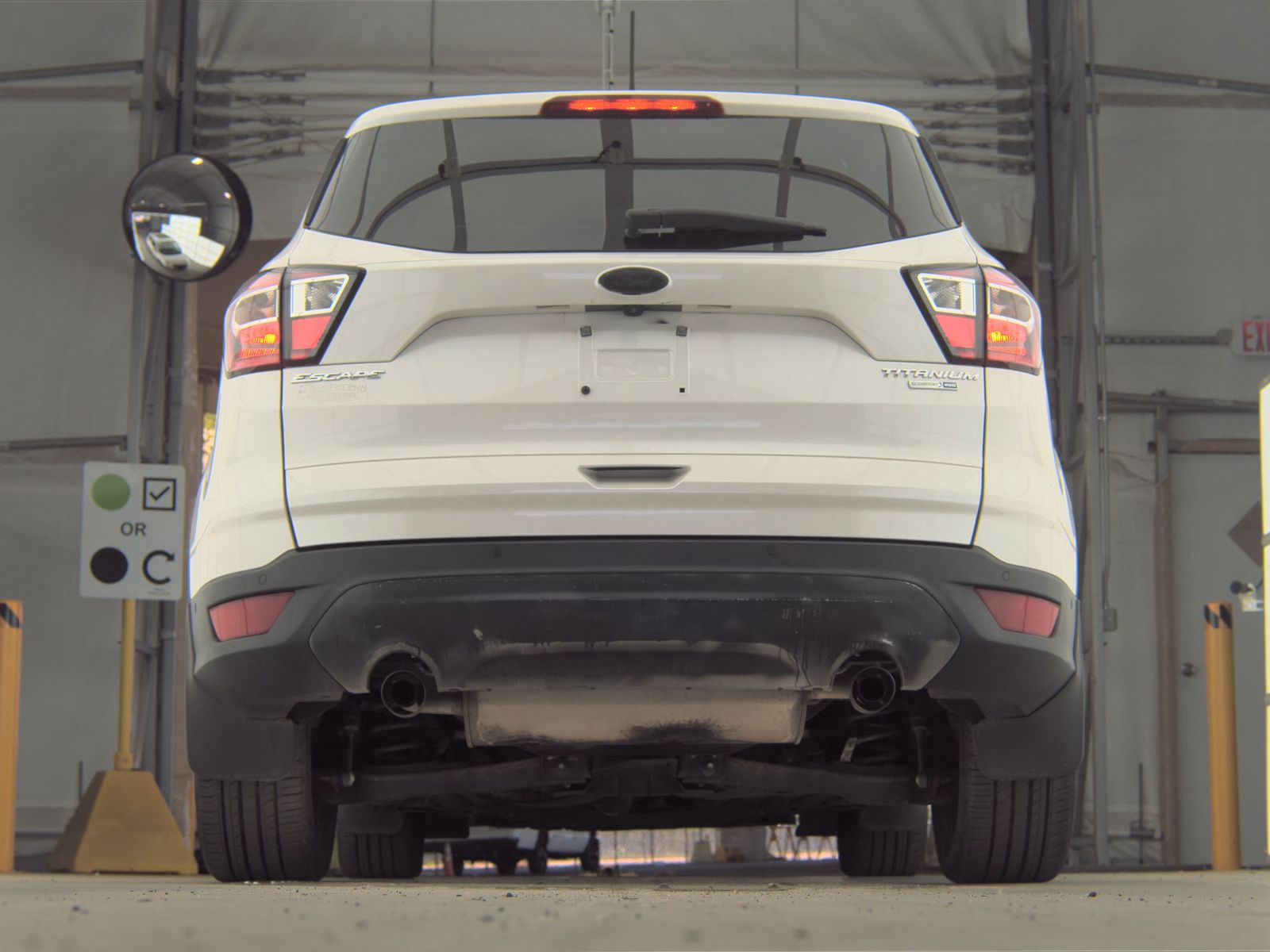FORD ESCAPE - 8