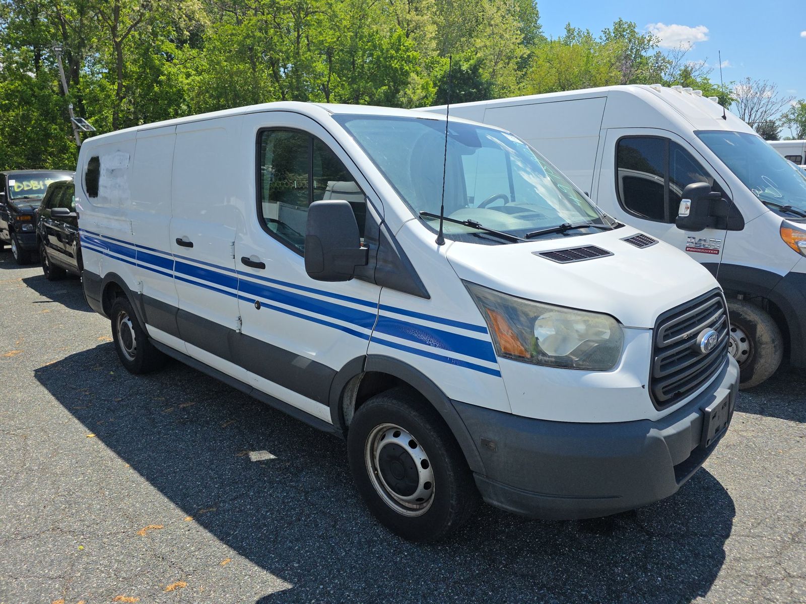 FORD TRANSIT 150 - 4