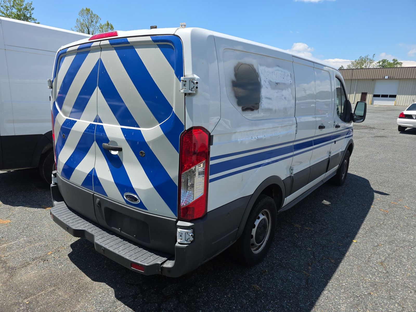 FORD TRANSIT 150 - 5