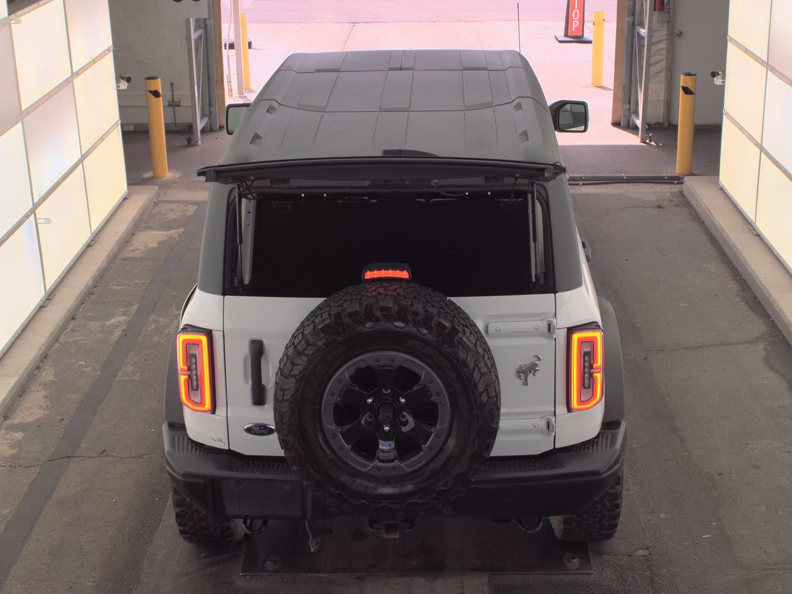 FORD BRONCO - 7