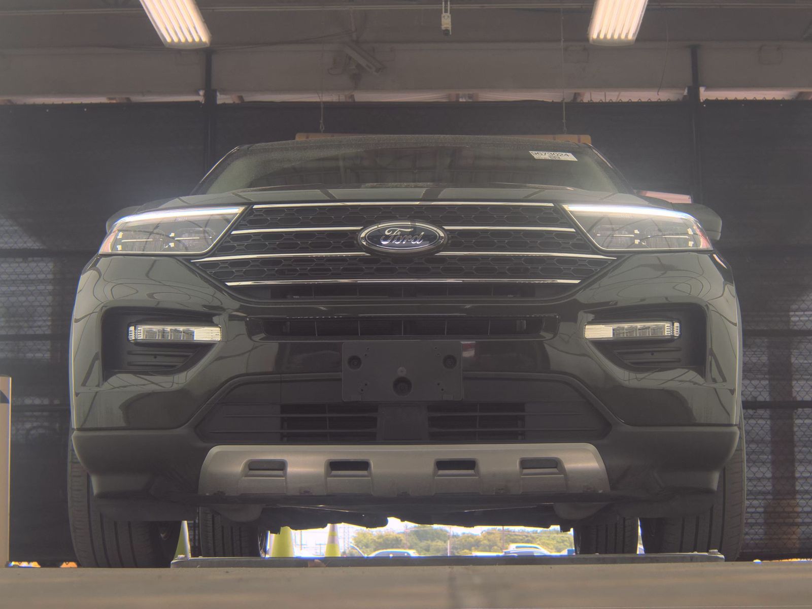 FORD EXPLORER - 4