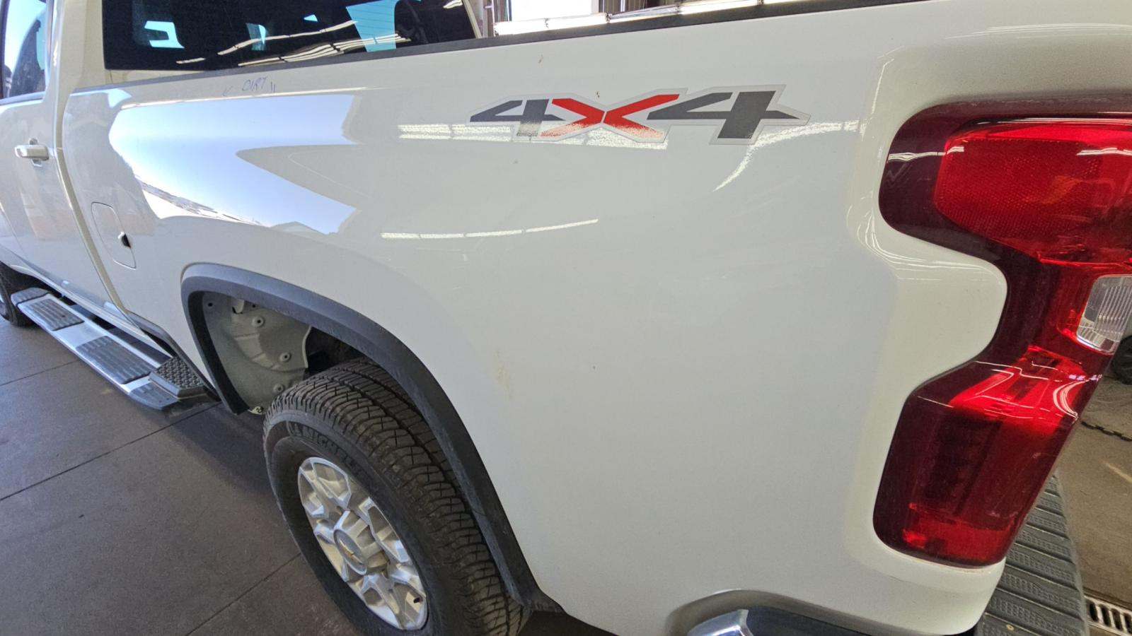 2023 Chevrolet Silverado 2500HD LT AWD