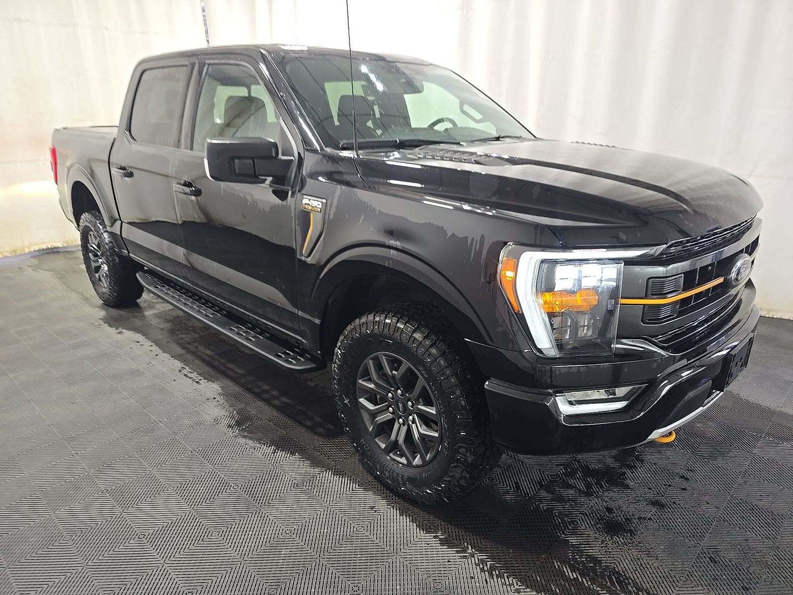 FORD F-150 - 4