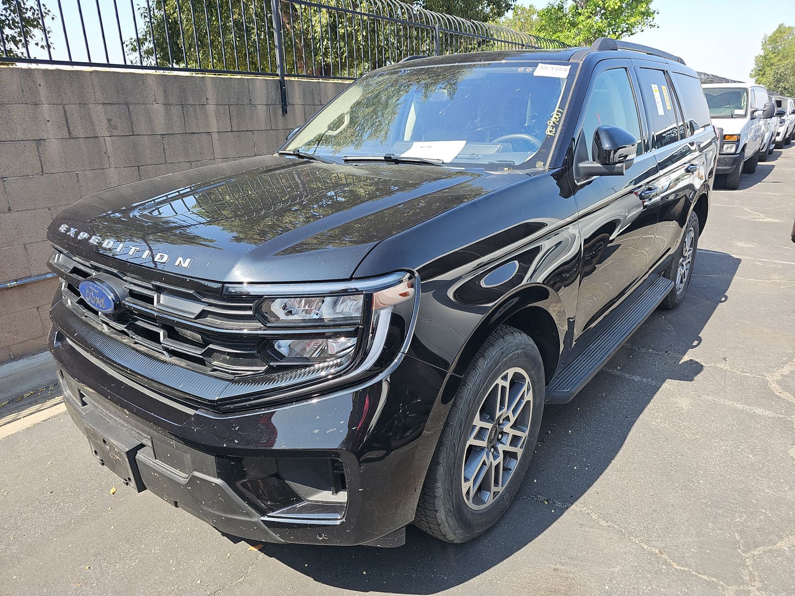 FORD EXPEDITION - 1