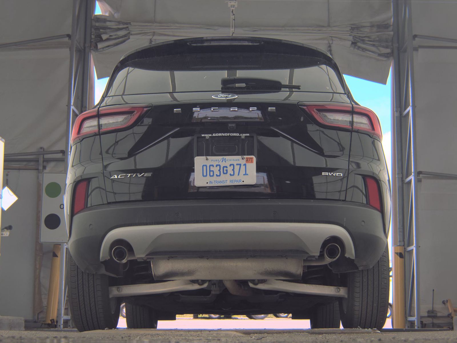 FORD ESCAPE - 8