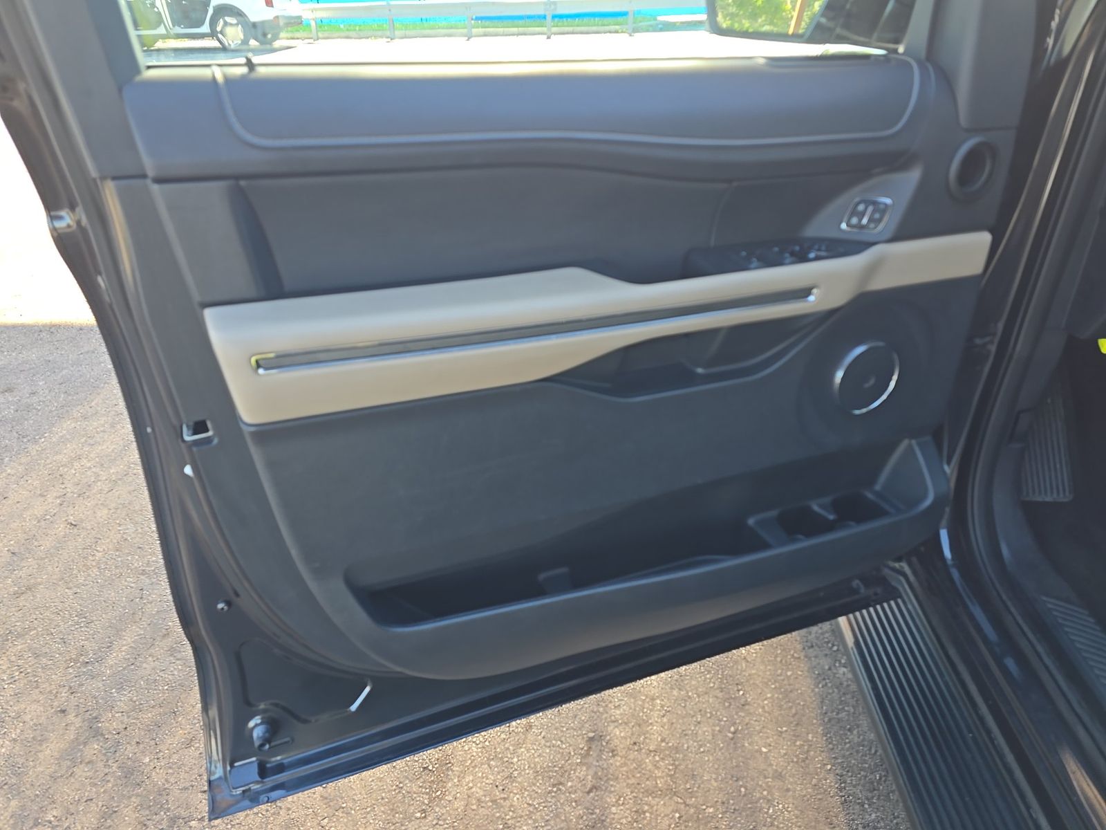 FORD EXPEDITION MAX - 10