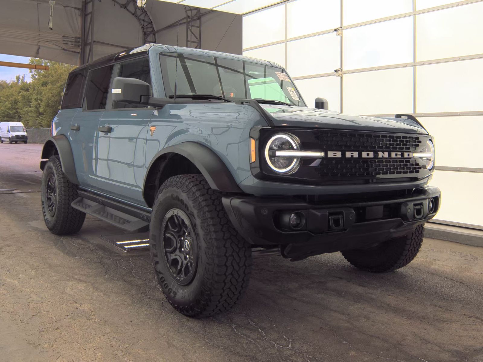 FORD BRONCO - 5