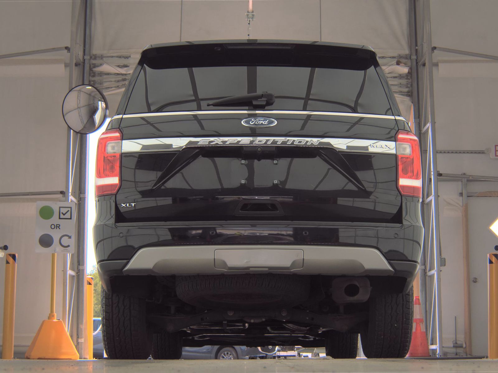 FORD EXPEDITION MAX - 8