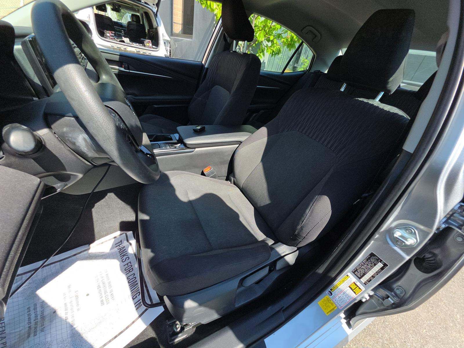 TOYOTA CAMRY - 5