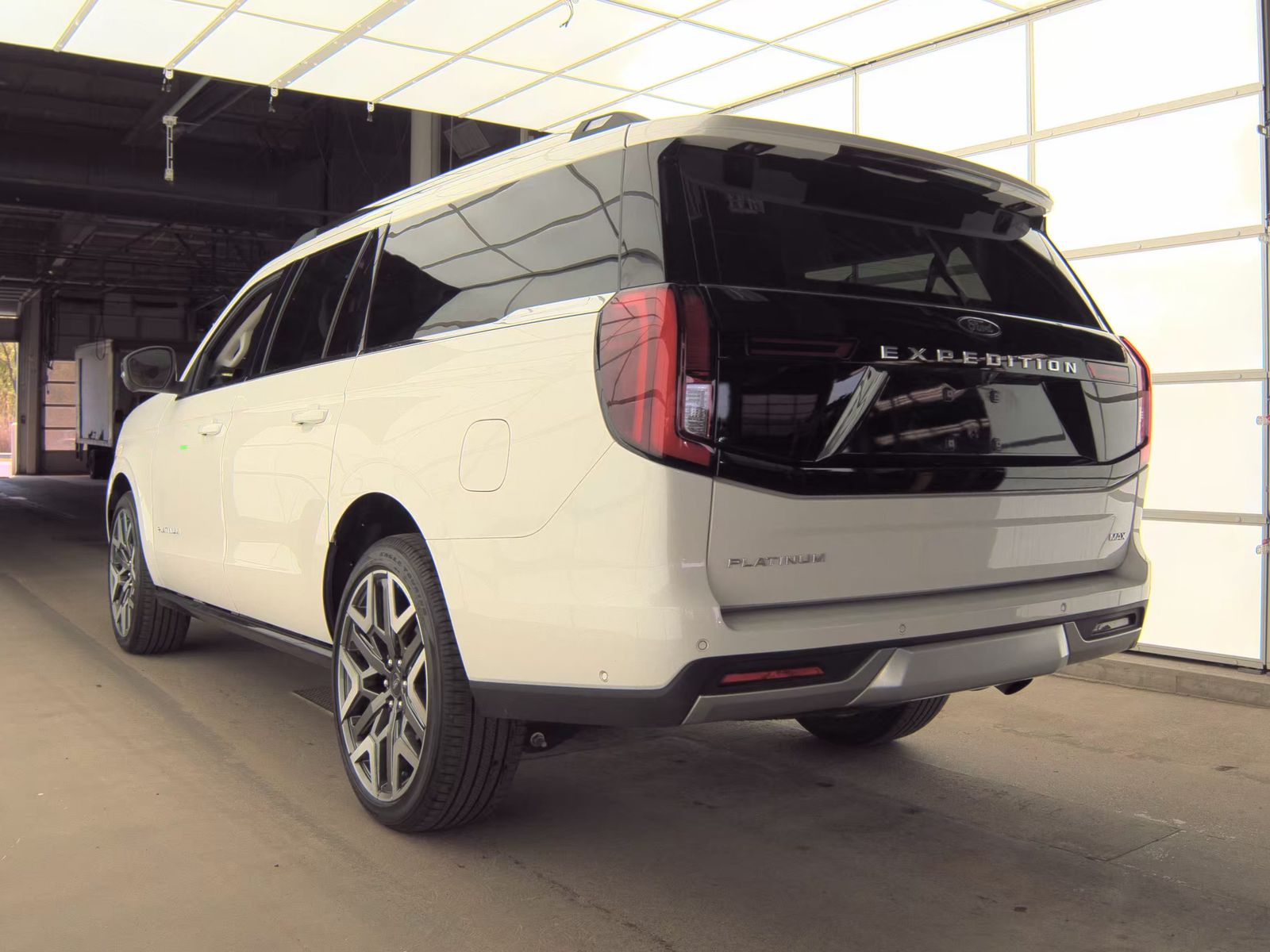 FORD EXPEDITION MAX - 9
