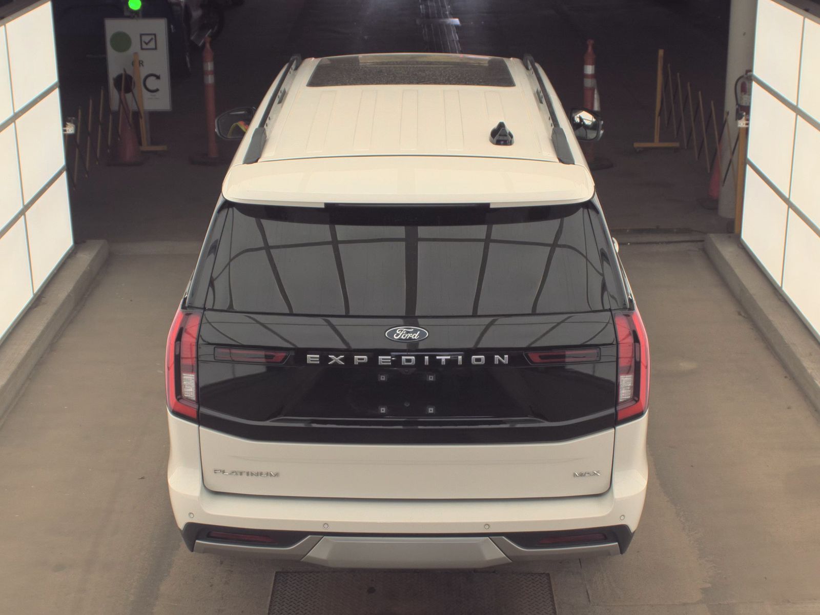 FORD EXPEDITION MAX - 7