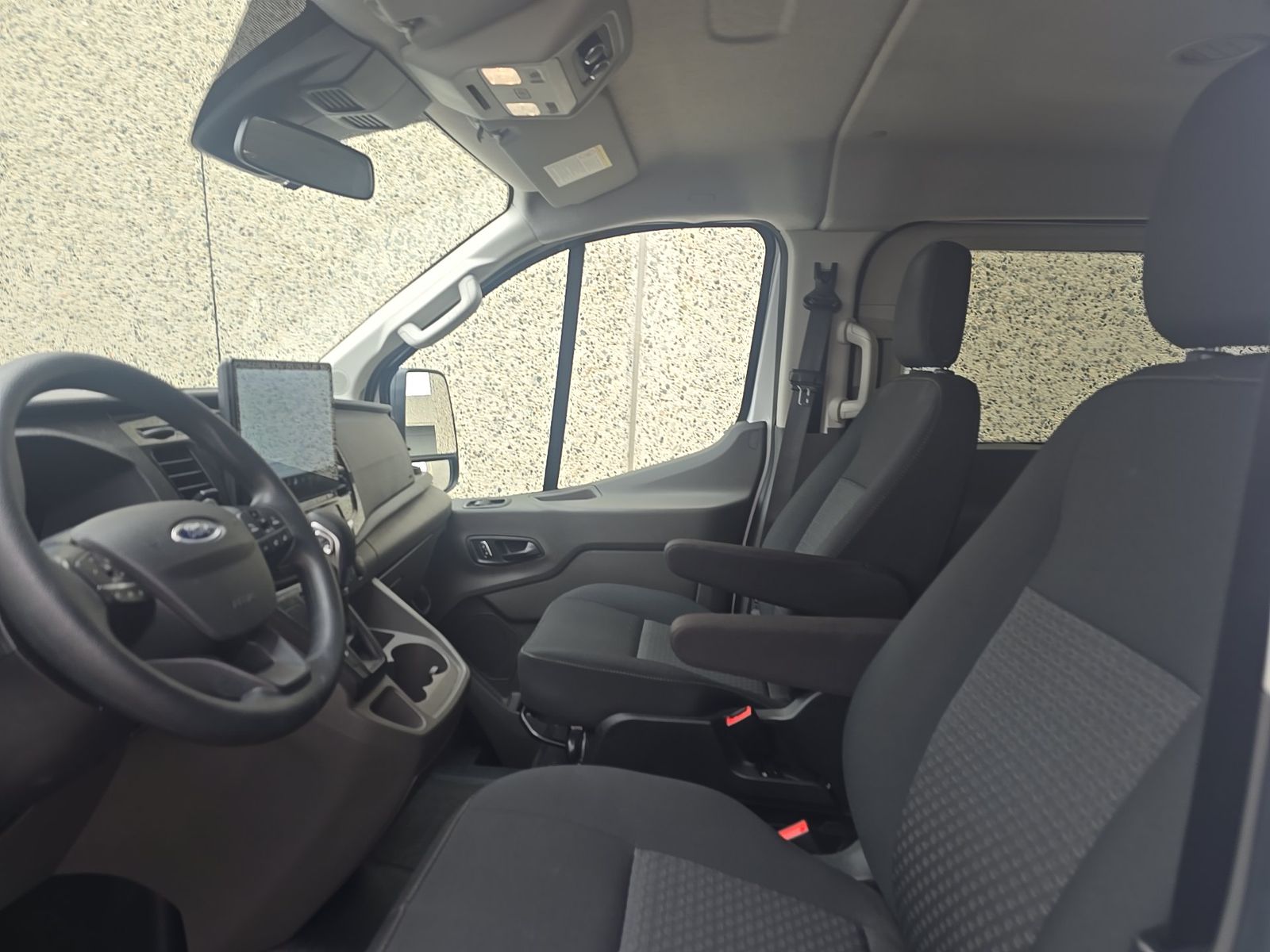FORD TRANSIT 350 - 8